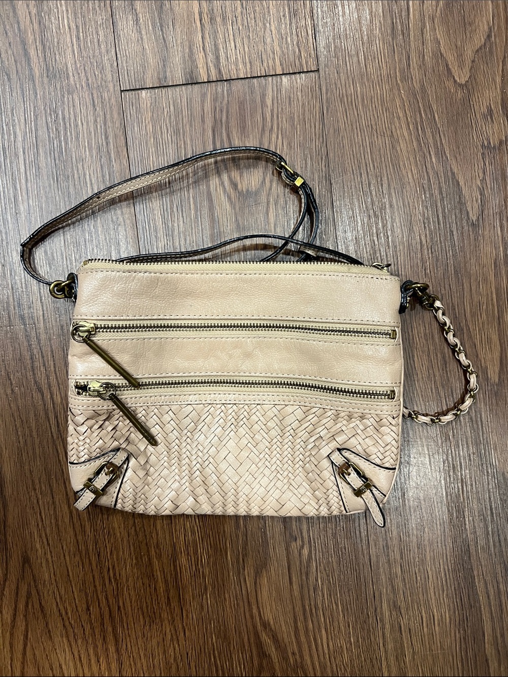 ELLIOT LUCCA Y2K Beige leather Woven Crossbody Bag with Metallic Accents